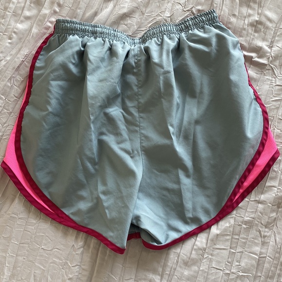 Nike Dri-Fit Shorts - Picture 8 of 9